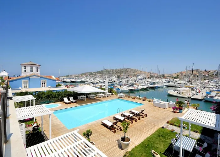 Marina Hostel Çeşme