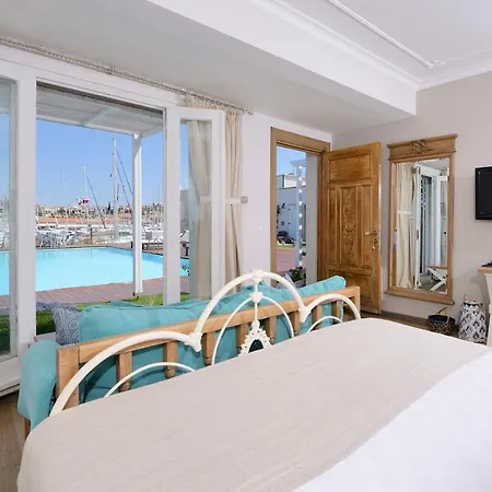 Hostel Marina