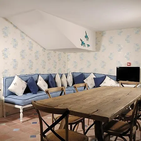 Hostel Marina Cesme